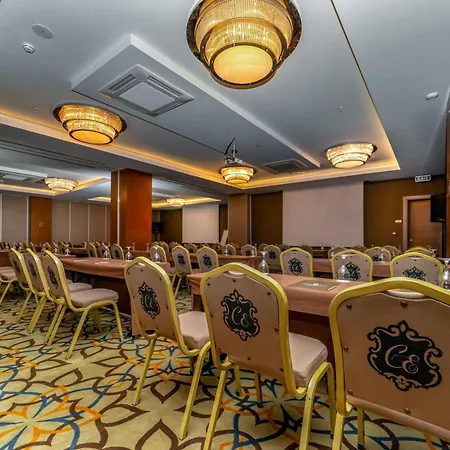 Commodore Elite & (adults Only) Hotell