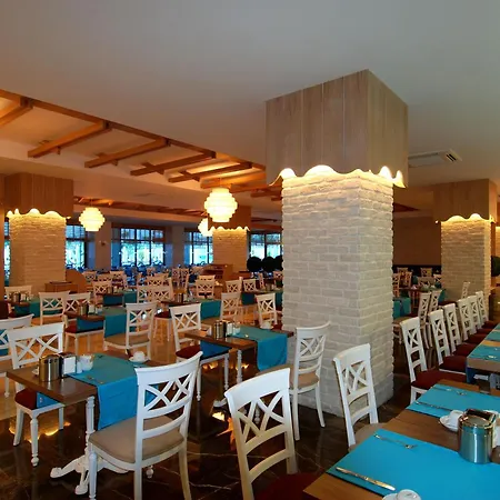 Commodore Elite & (adults Only) Hotel 5*