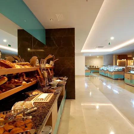 Commodore Elite & (adults Only) Сиде