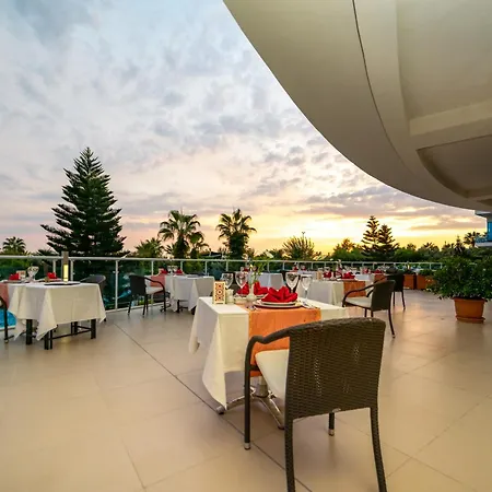 Commodore Elite & (adults Only) 5* Сиде