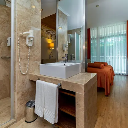 Commodore Elite & (adults Only) 5*