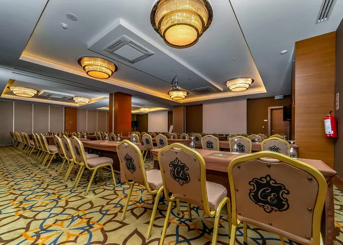 Commodore Elite & (adults Only) Отель