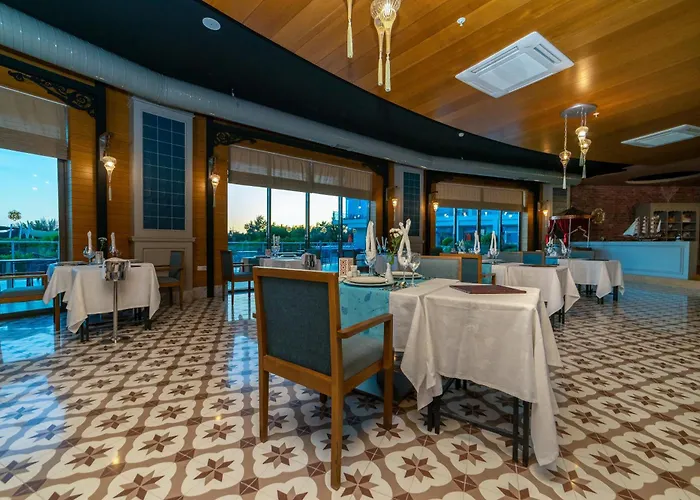 Commodore Elite & (adults Only) Отель 5*