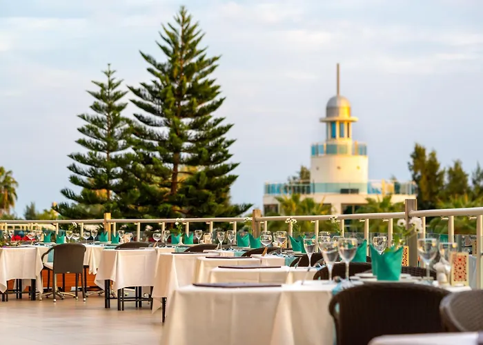 Commodore Elite & (adults Only) Отель Сиде